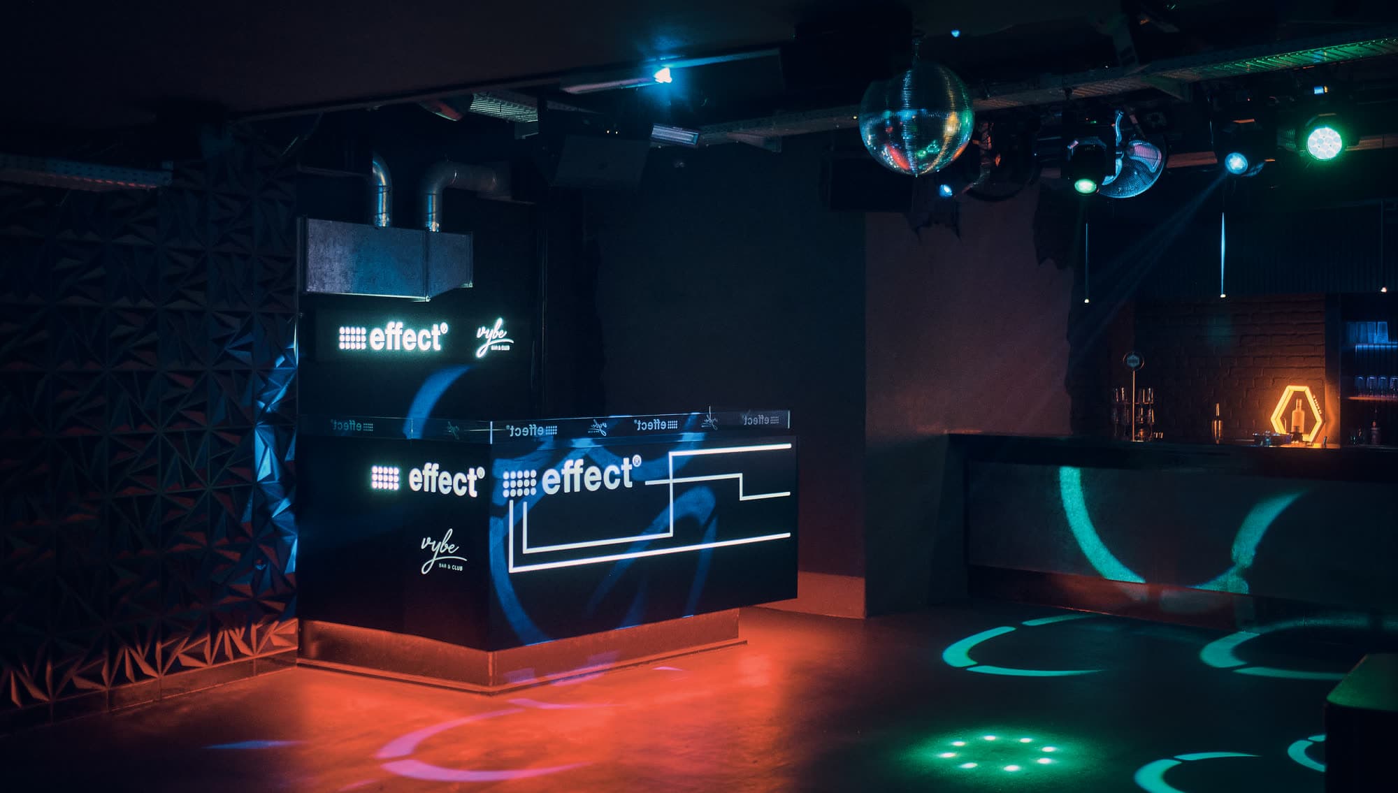 Club im VYBE Bar & Club